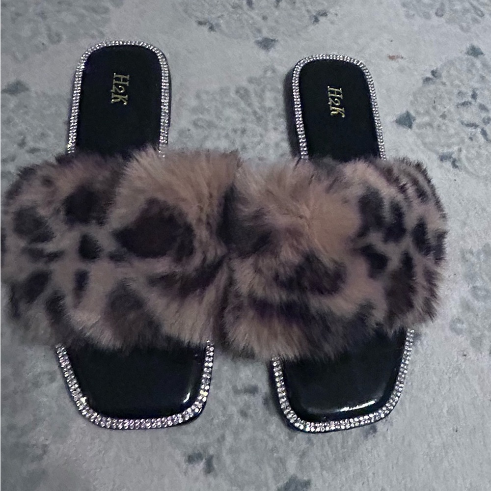 Women's Black and Brown Fur Slide Sandals